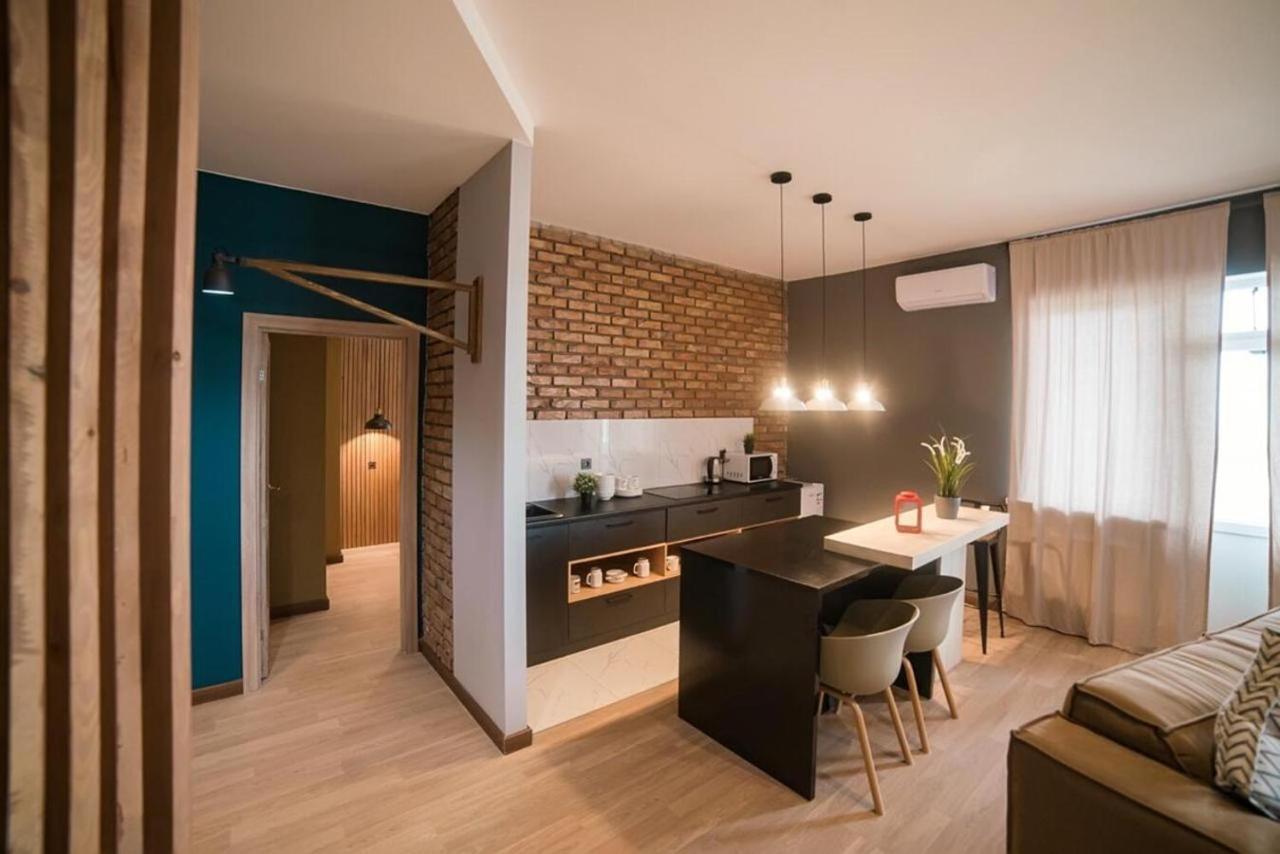 Hotel Manica Vavilon Almaty Ngoại thất bức ảnh