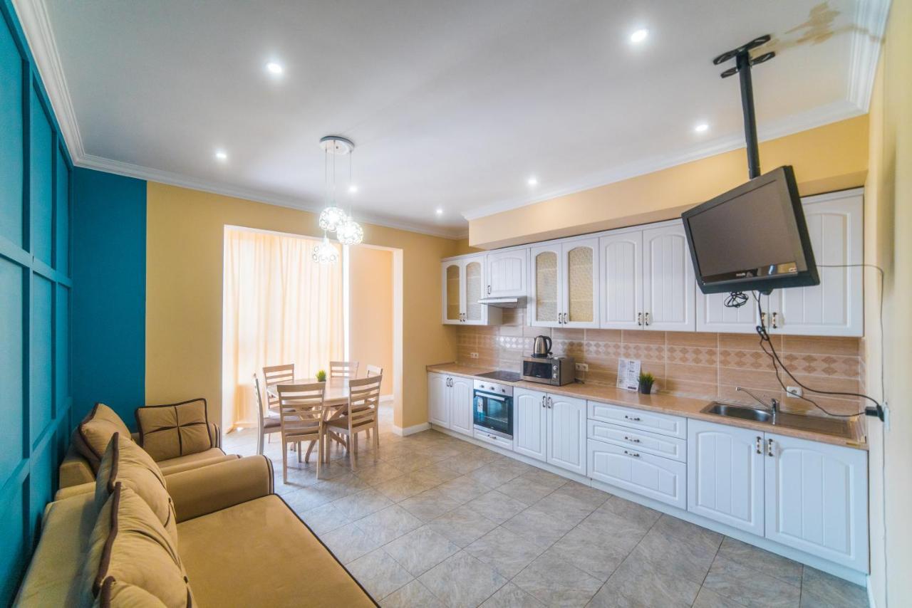 Hotel Manica Vavilon Almaty Ngoại thất bức ảnh