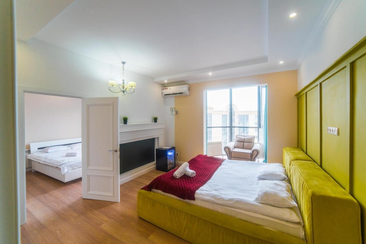 Hotel Manica Vavilon Almaty Ngoại thất bức ảnh